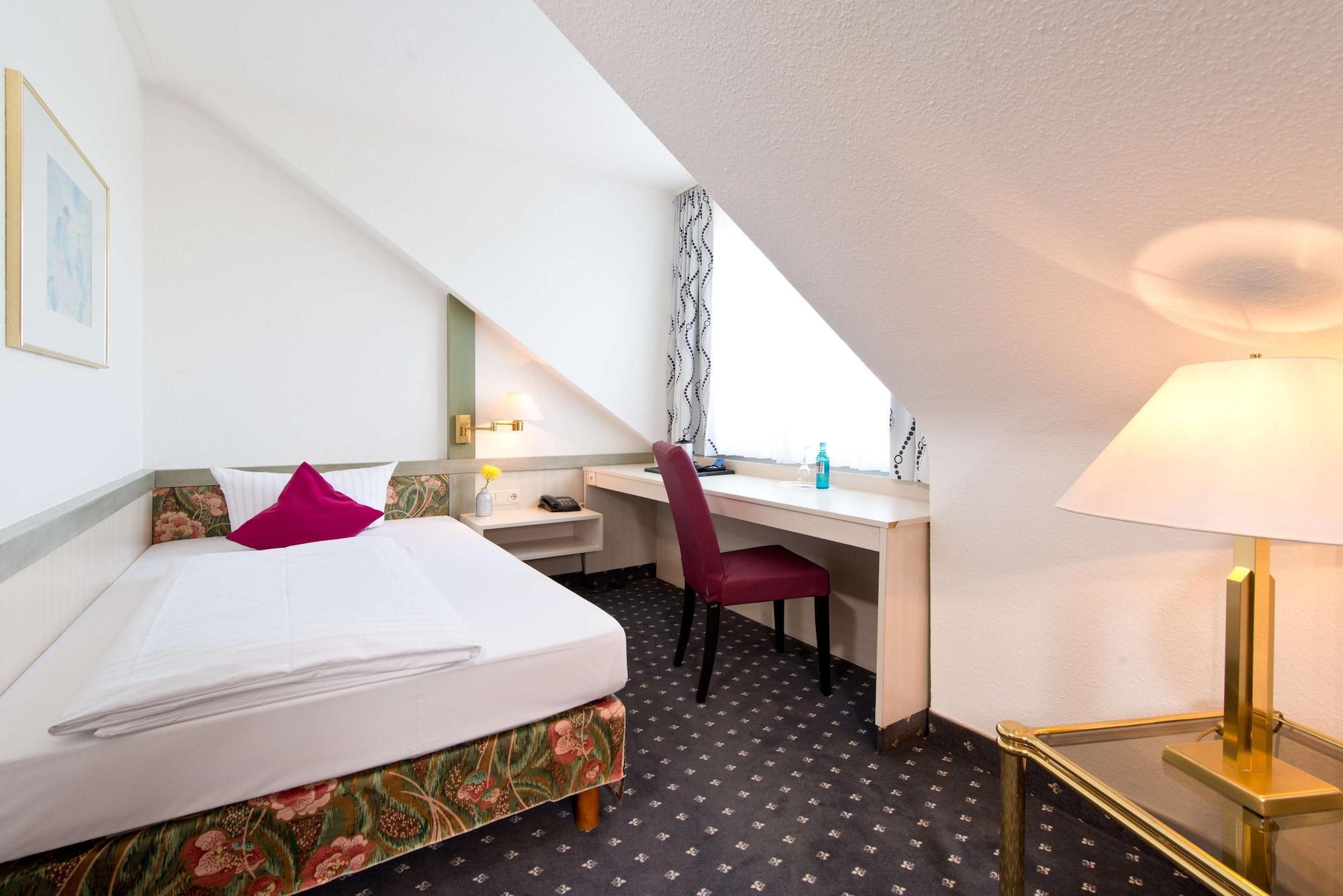 Achat Hotel Reilingen Walldorf ภายนอก รูปภาพ